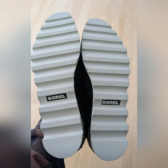 NWOT Sorel Women's Black Lace-Up Boots, Sz 9.5 - Picture 7 of 7